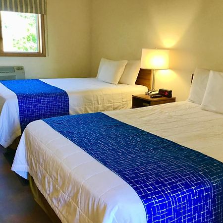 Travelodge By Wyndham Three Forks Eksteriør billede